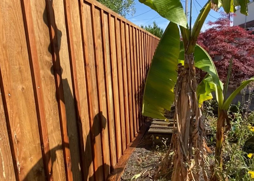 Pose d’une clôture de 1,90 m en pin traité à La Teste-de-Buch